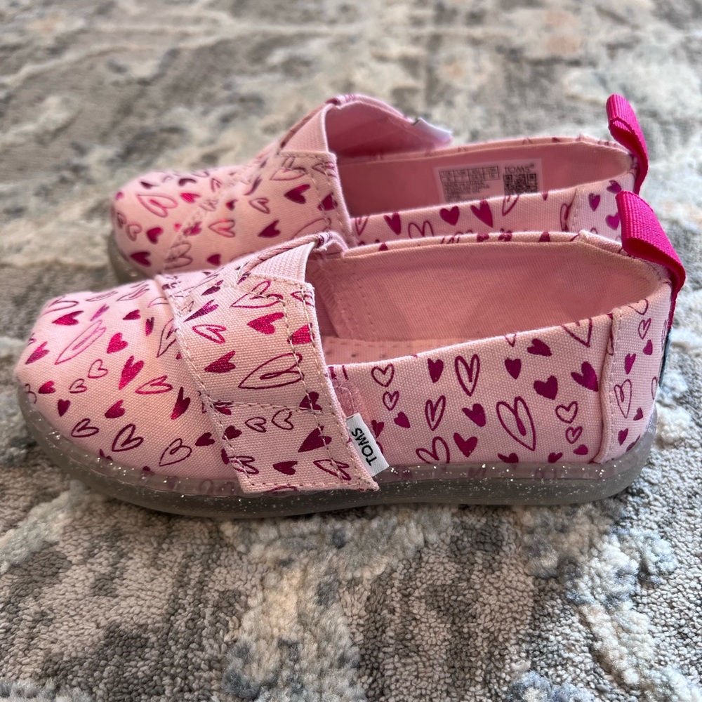 TOMS Girl’s 8T Slip-ons